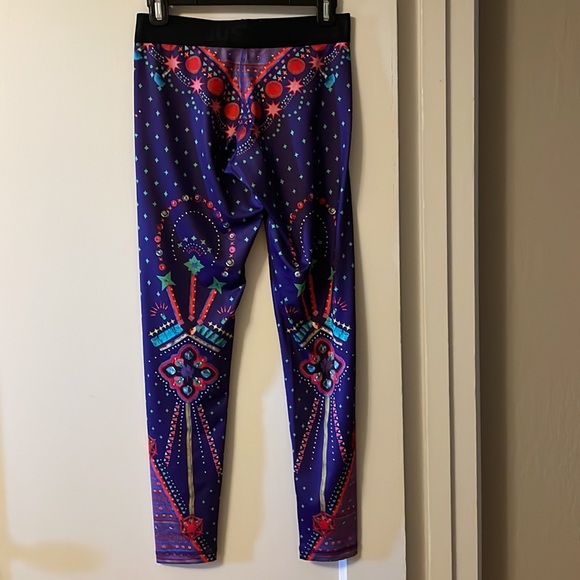 Nike Work out tights Dry-Fit size SMALL (worn once) Burning Man Vibes - Picture 7 of 16